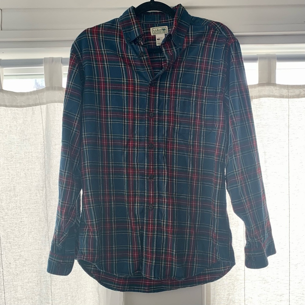 LL Bean Long Sleeve Flannel Shirt in Blue/Red Plaid size M or L
